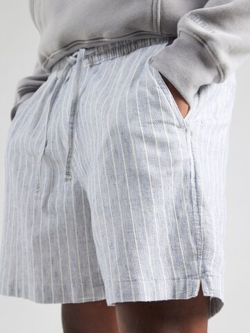 Abercrombie & Fitch Regular Broek in Blauw