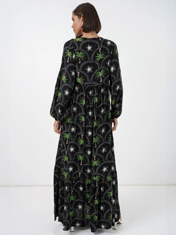 Bigdart Dress in Black