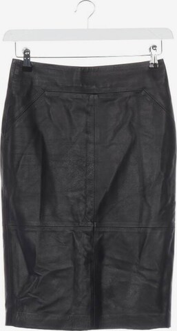 THE MERCER Skirt in XS in Black: front