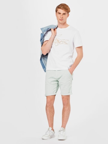 INDICODE JEANS Regular Shorts 'Conor' in Grün