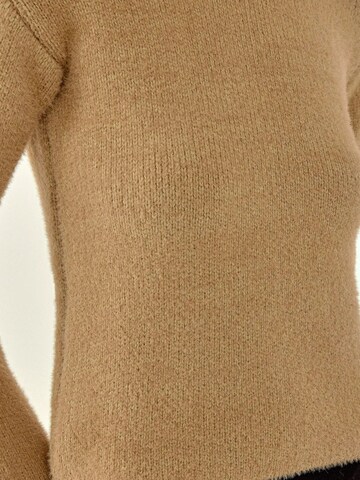 Hiccup Pullover in Beige