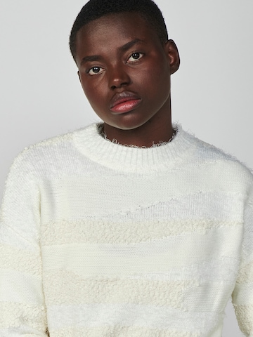 KOROSHI Sweater in White