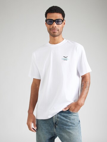 Iriedaily Тениска в бяло