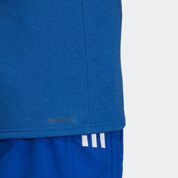 ADIDAS SPORTSWEAR Функционална тениска в синьо
