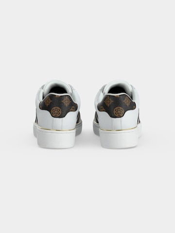 GUESS - Zapatillas deportivas bajas 'BARLIE' en blanco