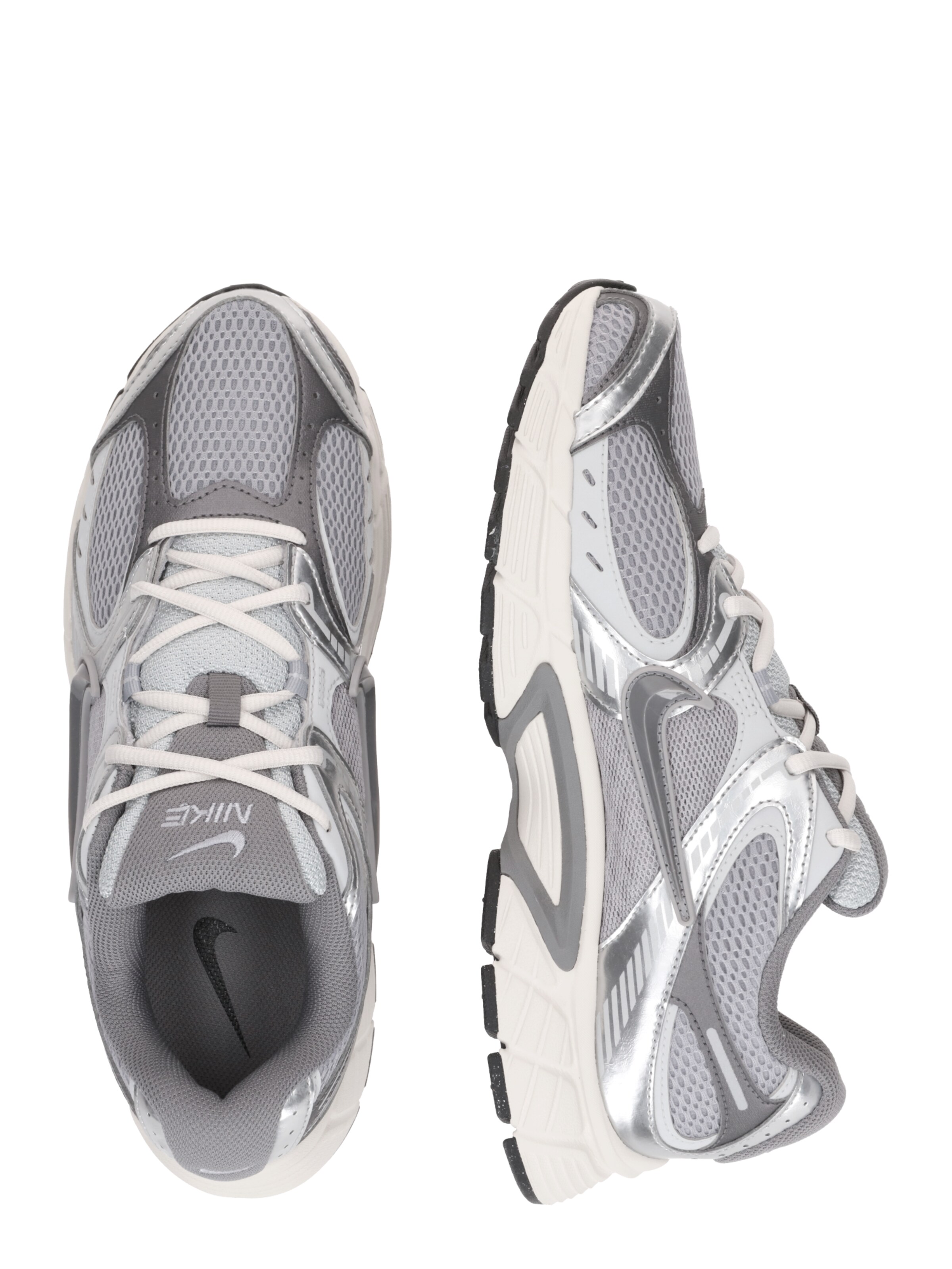 Nike Sportswear Nizke superge 'V5 RNR' | siva barva