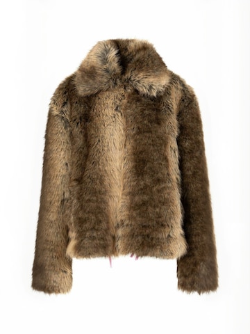 Coster Copenhagen Winter Jacket ' Short ' in Beige: Vorderseite