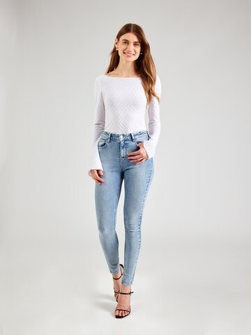 Maglietta di MYLAVIE by Sarah Harrison in bianco