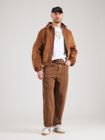 GUESS Μπλουζάκι σε λευκό