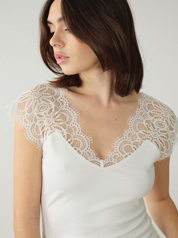 Haut Deeluxe en blanc