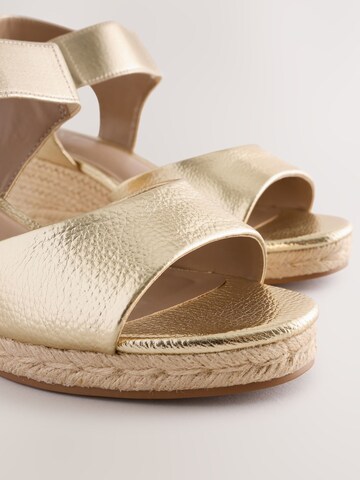 Sandales Next en or