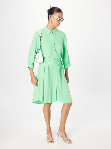 Soft Rebels - Vestido camisero 'Elianna' en verde