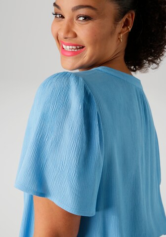 Aniston Blouse in Blue