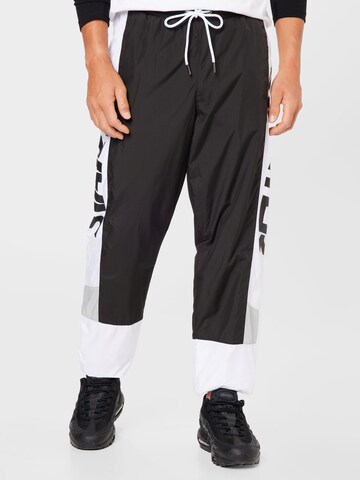 Starter Black Label Tapered Broek in Zwart: voorkant