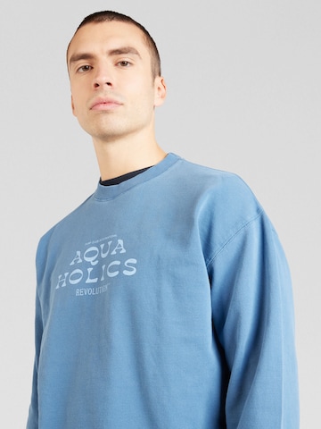 Revolution Sweatshirt i blå