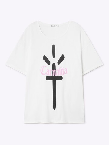 Carnalita - Vestido camisero 'Vestido' en blanco: frente