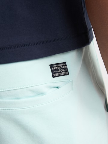 Petrol Industriesregular Cargo hlače - zelena boja