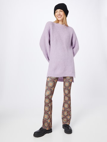 Moves Oversized Sweater 'Obsta' in Purple