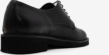 Chaussure à lacets MELLUSO en noir