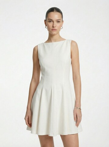 studioselect Šaty 'Vicky' – bílá: přední strana