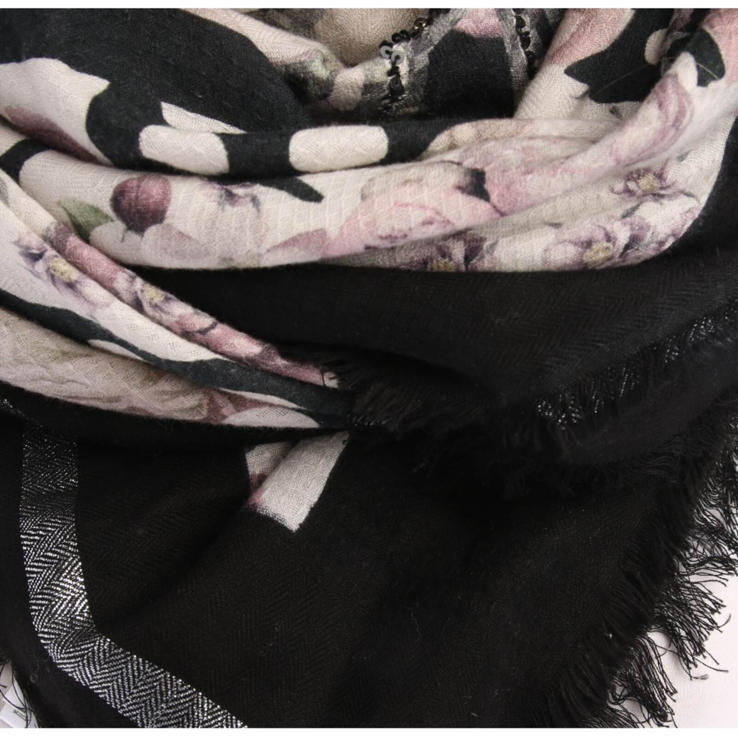 Frogbox Scarf & Wrap in One size in Mixed colors