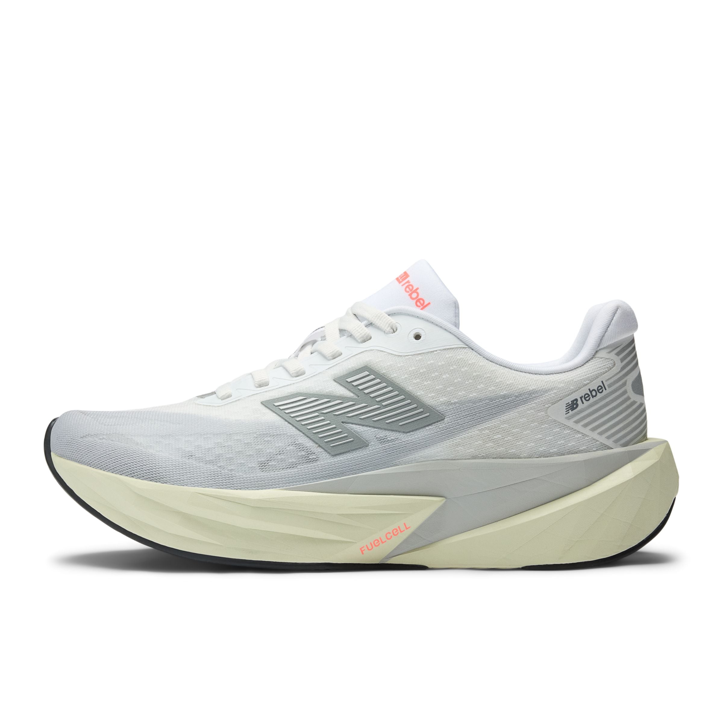 Chaussure de course 'Rebel v5' new balance en gris : devant