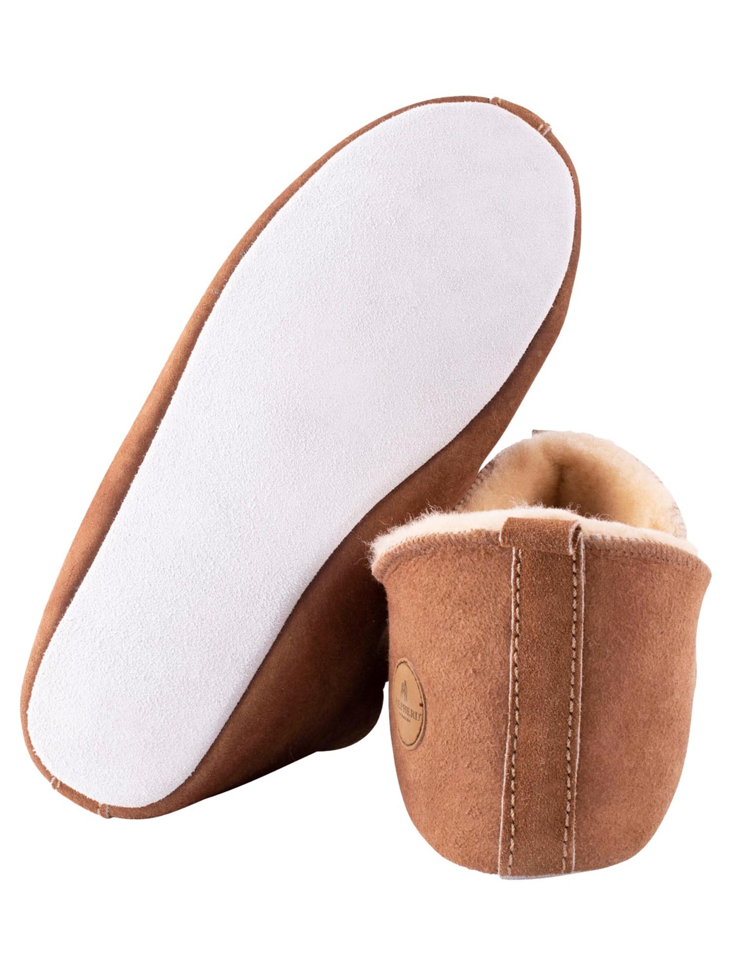 SHEPHERD Huisschoenen 'Lina' in Bruin