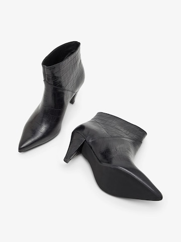 Bianco Ankle Boots 'GIDA' in Schwarz