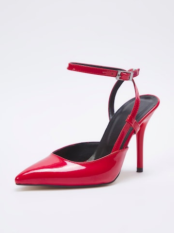 Escarpins à bride arrière Trendyol en rouge : devant