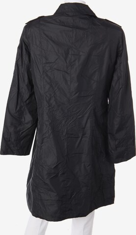 Madeleine Jacket & Coat in L in Black