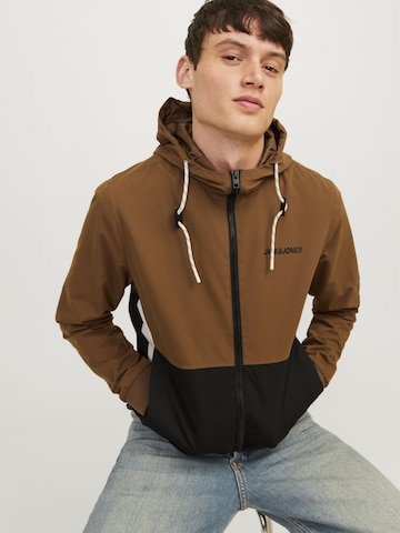 JACK & JONES Přechodná bunda 'JJERush' – hnědá
