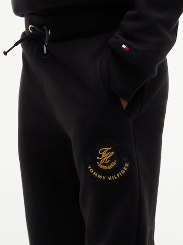 TOMMY HILFIGER Regular Broek in Zwart
