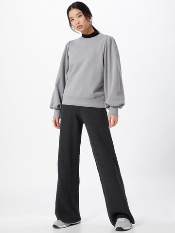 NU-IN Wide leg Pants in Grey