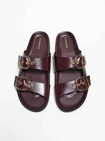 Mule Bershka en rouge