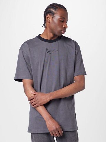 Karl Kani Shirt 'Metaverse' in Grey: front