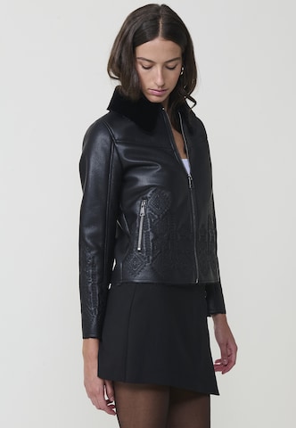 KOROSHI Tussenjas in Zwart