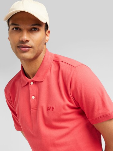 GAP Poloshirt in Rot