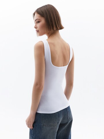 OXXO Top in Weiß