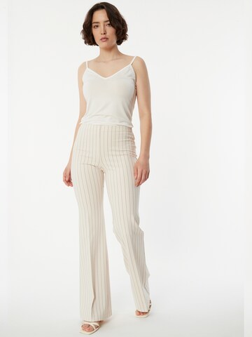 Regular Pantalon Ana Alcazar en beige