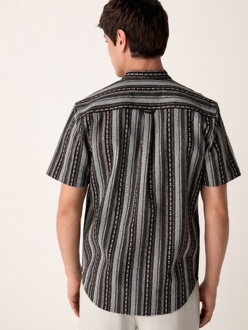 Next Shirt in Black