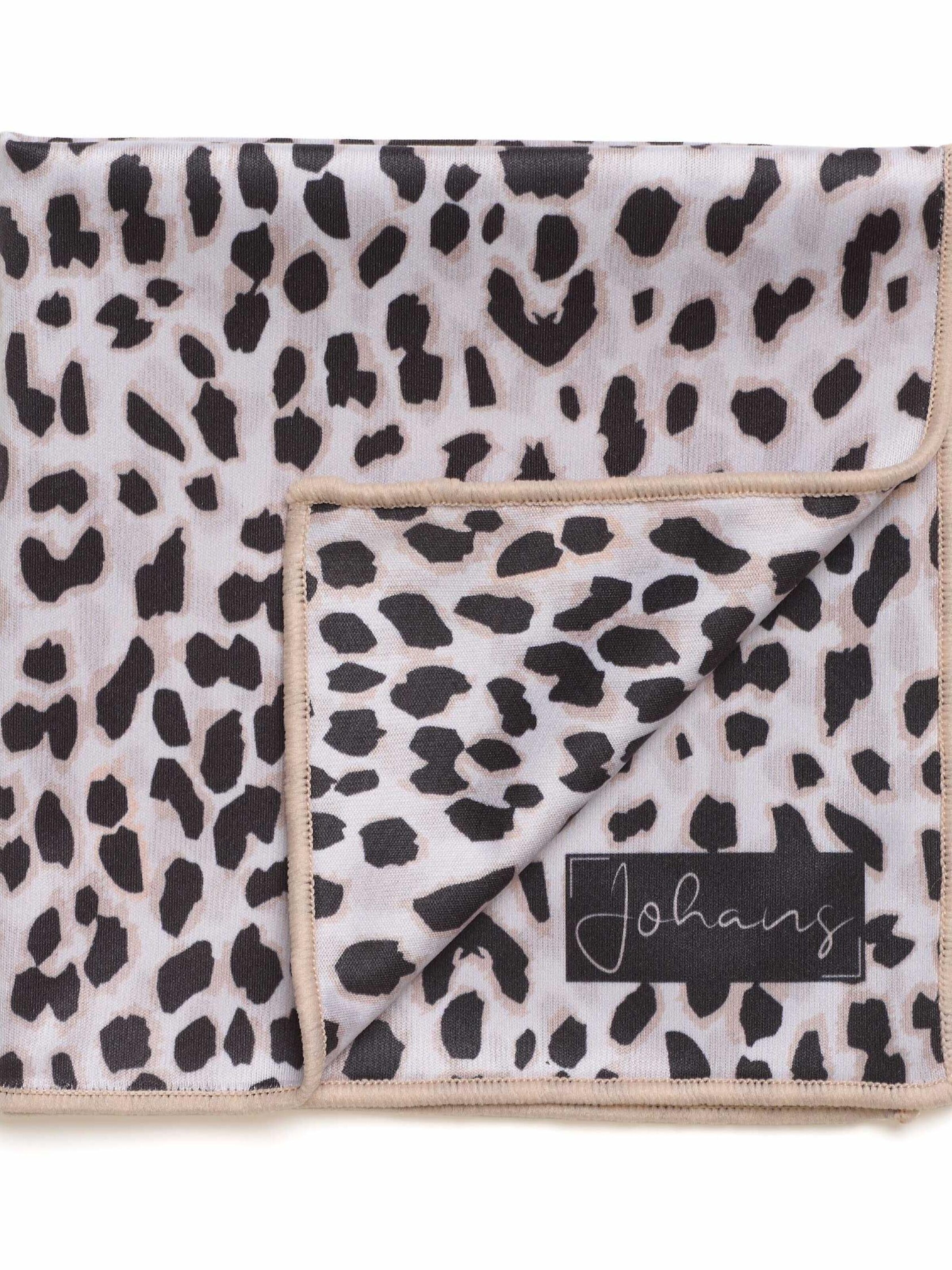 Johans Bag accessories 'Leo Grey' in White: front