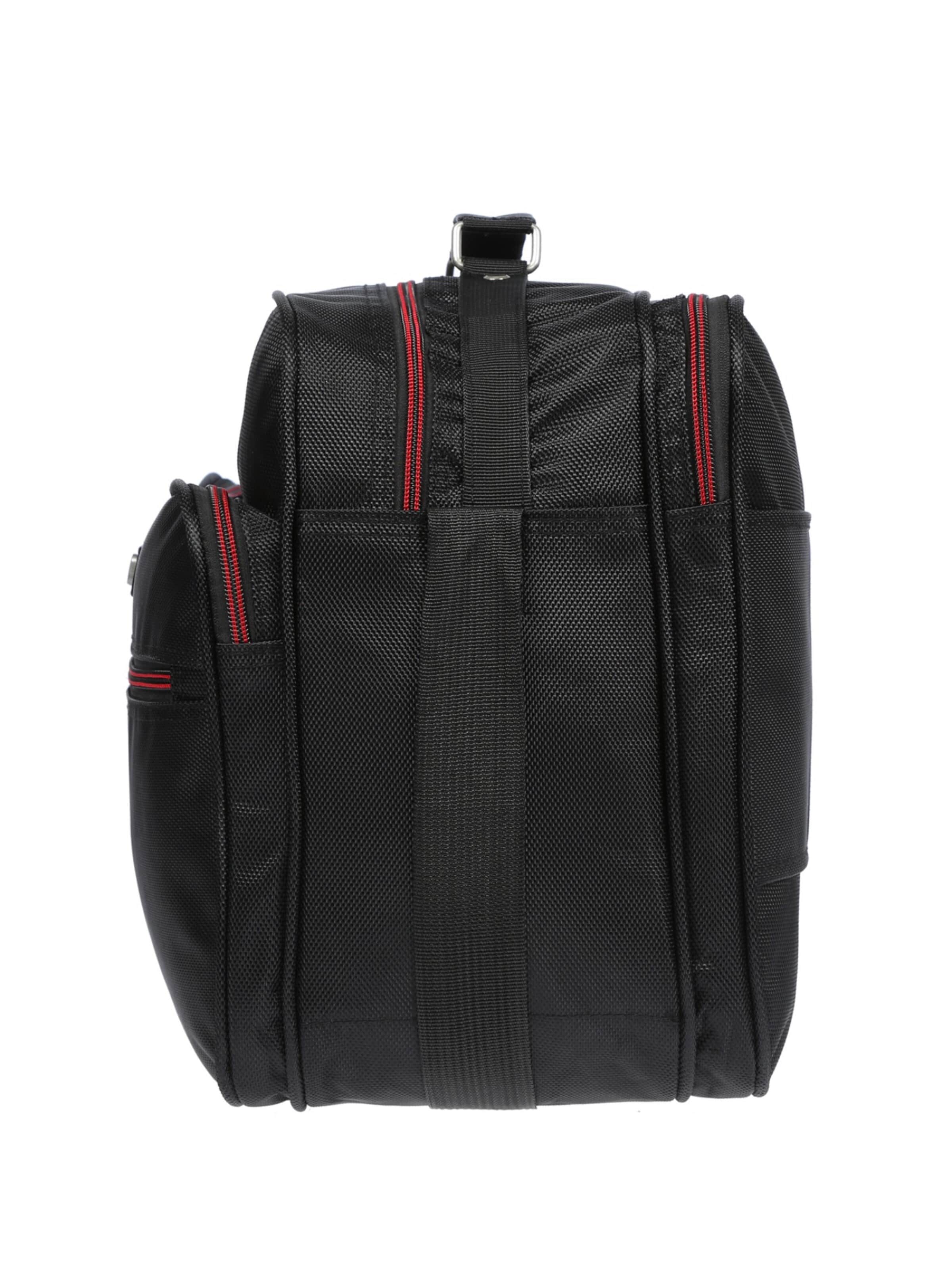 Christian Wippermann Messenger in Black