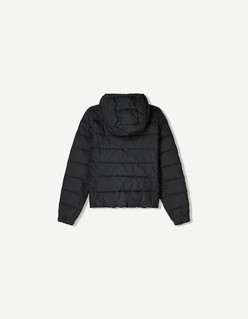 Geacă de primăvară-toamnă de la Bershka pe negru