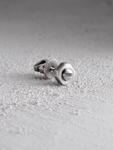 Orecchino 'SINGULA' di REYTEL in argento