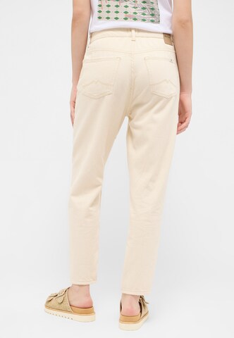 MUSTANG Tapered Jeans 'Charlotte' in Beige