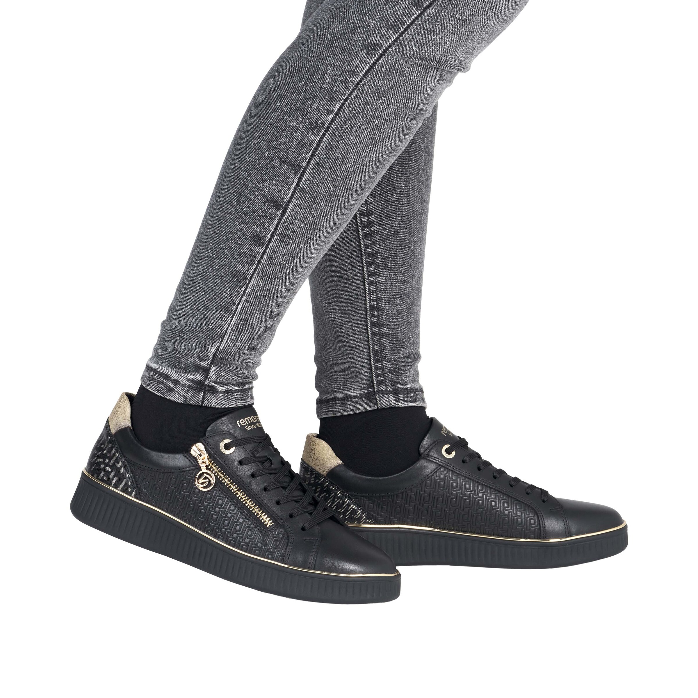 REMONTE Sneaker in Schwarz