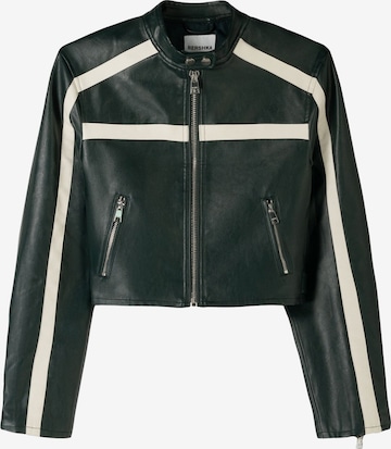 BershkaPrijelazna jakna - zelena boja: prednji dio