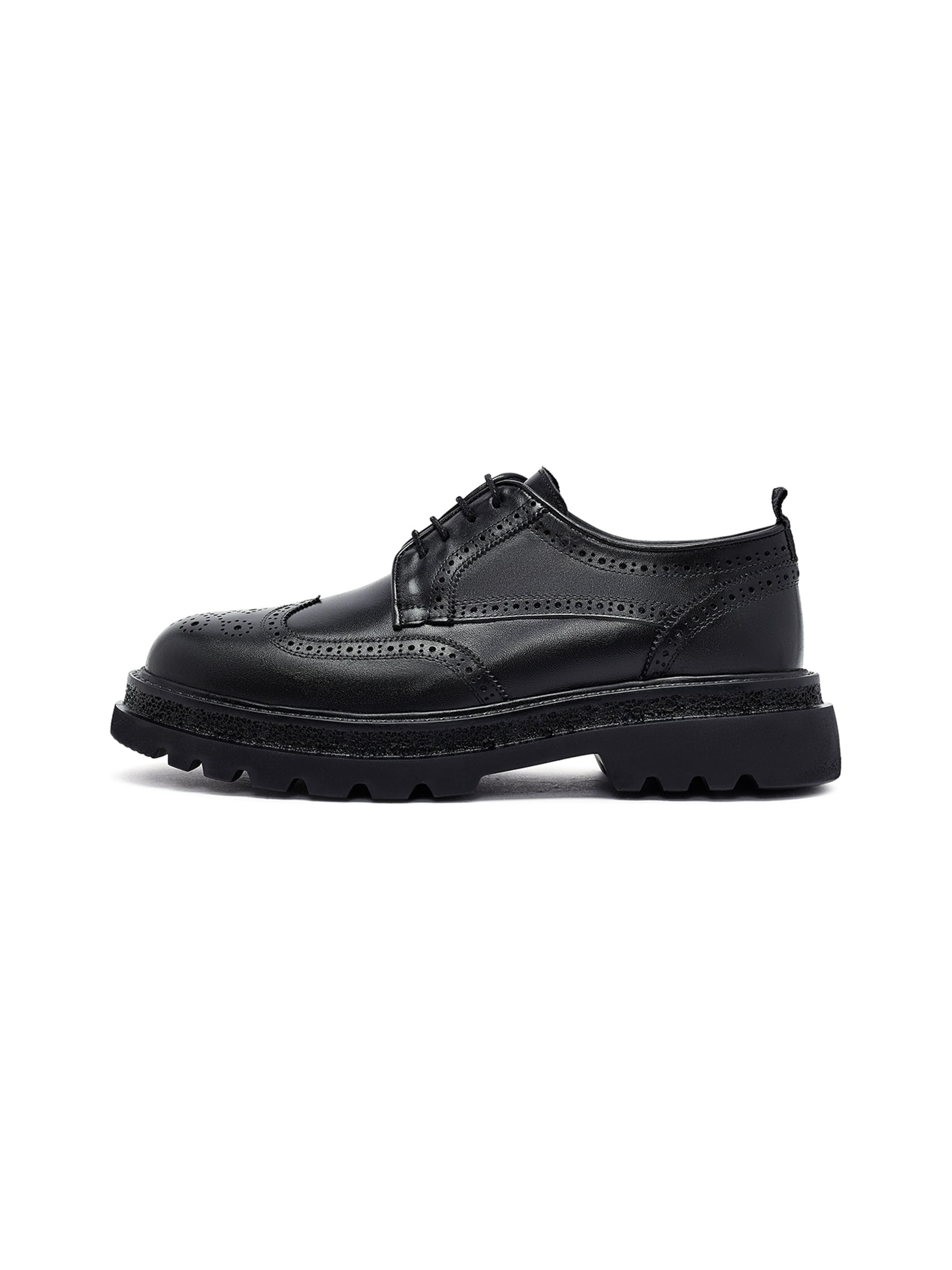 Scarpa stringata di Derimod in nero: frontale