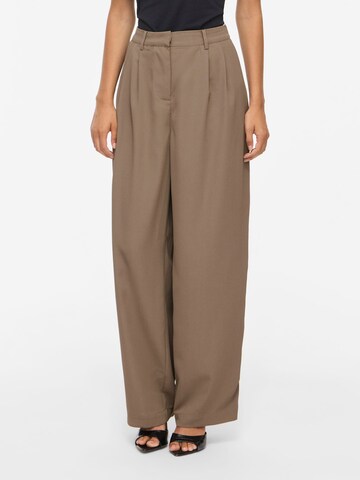 VILA - Barrel Pantalón plisado 'VILee' en marrón: frente