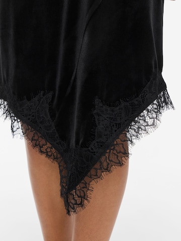 VILA - Falda en negro